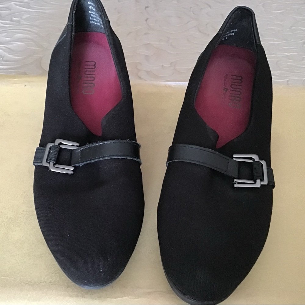 Murano Black Leather & Fabric Wedge Shoe, Size 9, great condition
